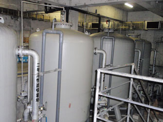 浄化槽保守点検・汚水槽清掃・下水道処理施設機能維持管理の様子